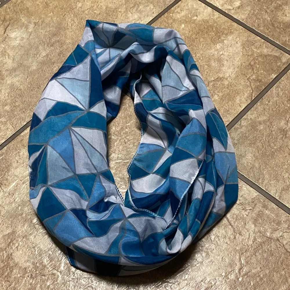 Geometric Blue and Gray Infinity Scarf Spring Summer Fall Accessorize Academia